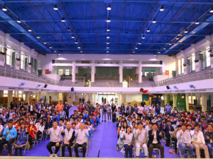 百位學子化身工程師挑戰物流配送難題 展現科技教育實力